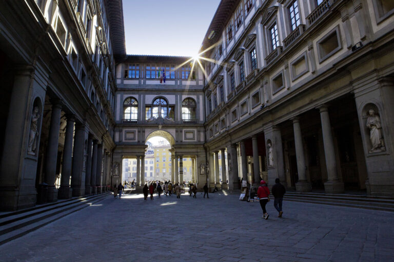 The Florentine Uffizi Gallery displays the most iconic Medieval and Renaissance paintings by the greatest local artists: Michelangelo, Leonatdo Da Vinci and Raphael